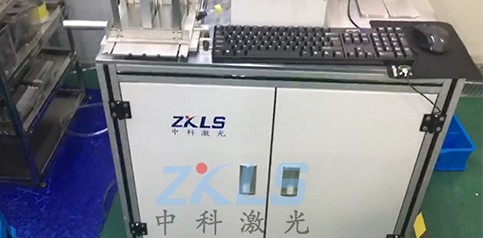 激光除銹機(jī)器除銹畫面，引起強(qiáng)烈舒適